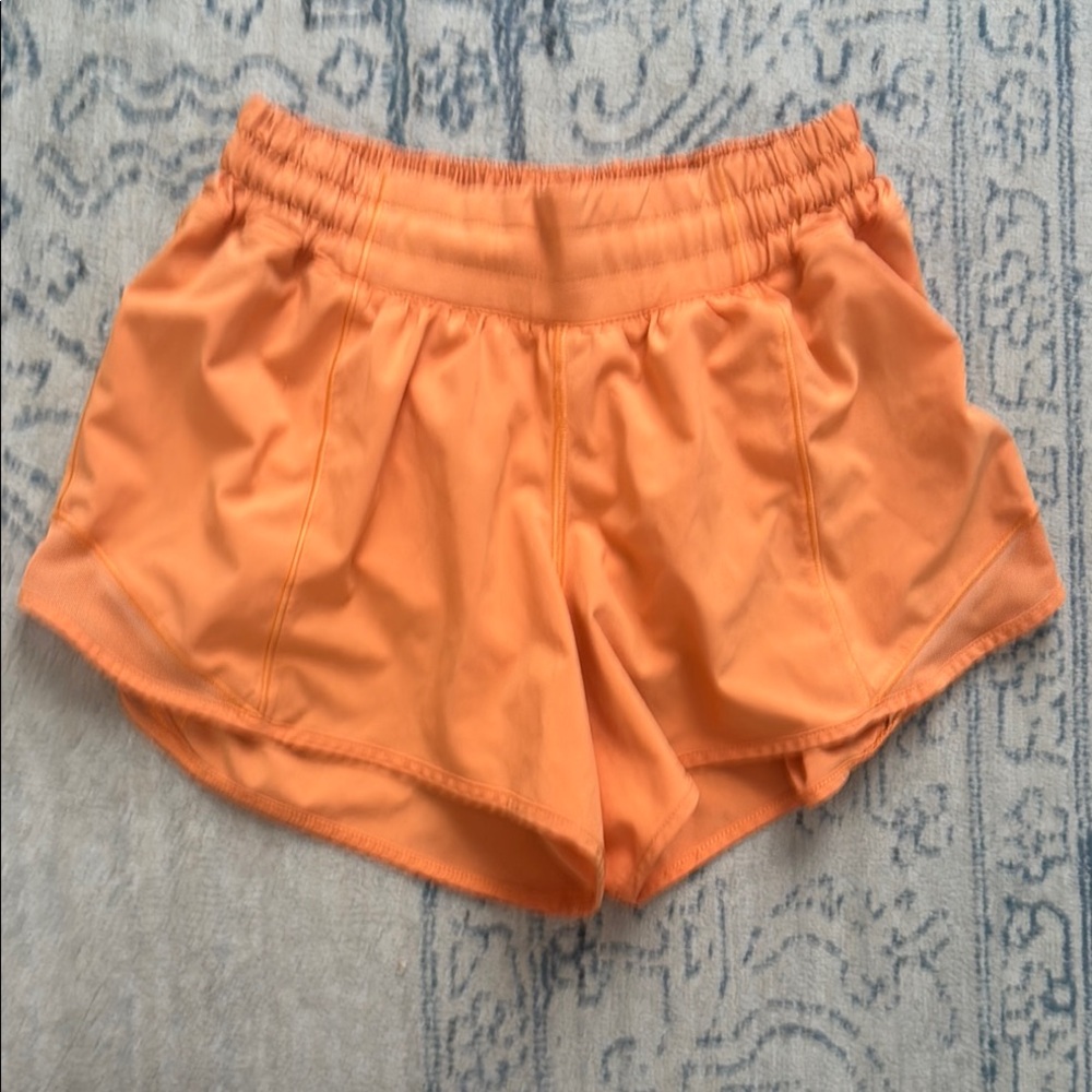 Lululemon Hotty Hot LR 4 Inseam Size 4 Orange Soda